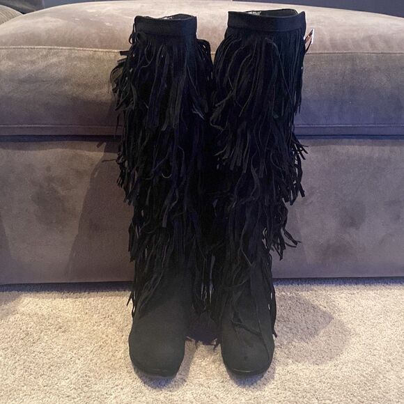 Women’s Black Fringed Tassel Faux Suede HighHeel KneeHigh Boot Size 41 (10.5 US) - Picture 14 of 14